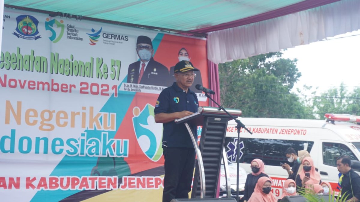 Peringati HKN Ke-57, Bupati Iksan Target  60 Persen Capaian Vaksinasi Akhir November