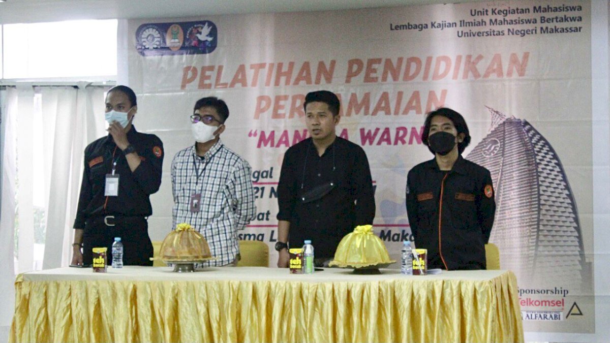 Ikhtiar Merawat Kebinekaan UKM LKIMB UNM Helat Pelatihan Pendidikan Perdamaian