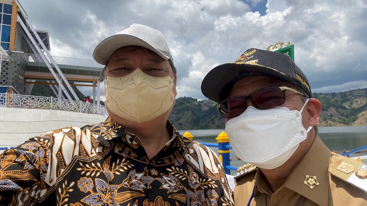 Kunker ke Jeneponto Bersama Jokowi, Airlangga Minta Taufan Pawe Mendampingi