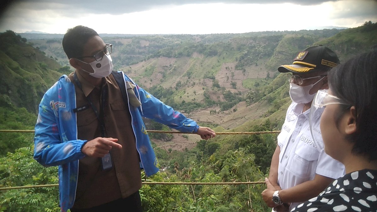 Mentri Pariwisata Akan Bangun Wisata  Paralayang di Jeneponto ?