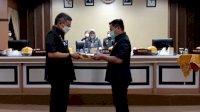 Walikota Parepare Serahkan Nota Keuangan Ranperda APBD 2022 ke DPRD