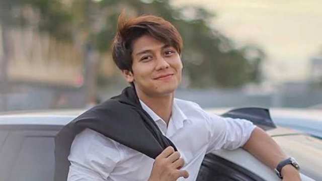 Rizky Billar kehilangan ponsel saat menghadiri pesta kejutan ultah Atta Halilintar (detikcom)