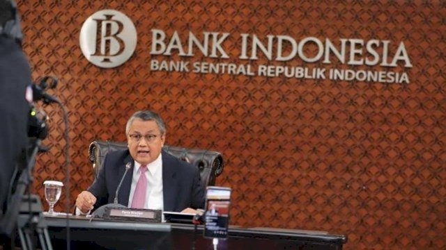 Bank Indonesia menambah batas transaksi pakai QRIS hingga Rp10 juta (CNN Indonesia)