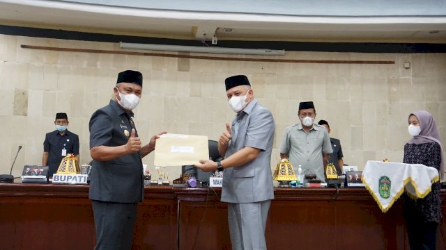 Rapat Paripurna Dewan Perwakilan Rakyat Daerah (DPRD) Kabupaten Luwu Timur. Sulselsatu/Sucipto