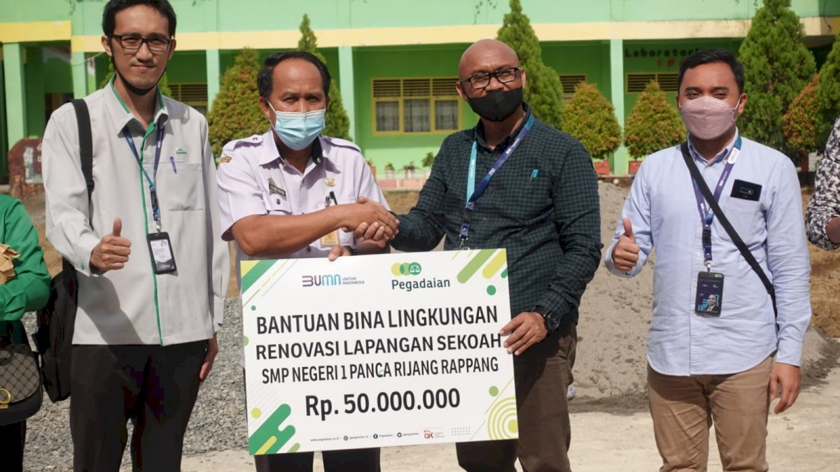 Pegadaian Salurkan Dana Bina Lingkungan Rp215 Juta