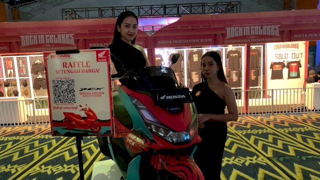 Asmo Sulsel hadirkan undian Honda PCX150 spesial edisi Rock in Celebes di TSM Makassar (dok. Asmo Sulsel)