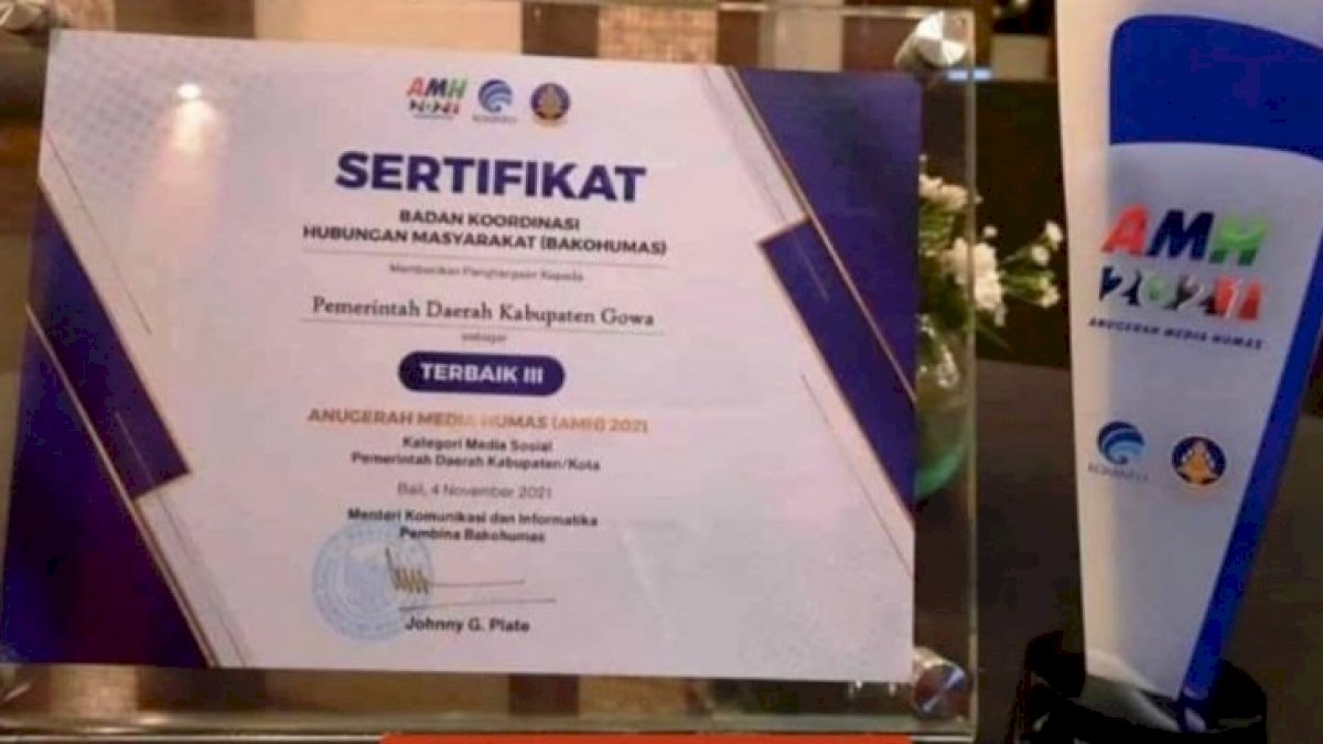 Pemkab Gowa Raih Media Sosial Terbaik Tiga se-Indonesia dari Kemenkominfo RI