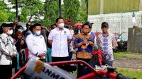 Bupati, Wabup dan Warga Enrekang Antusias Temui Rusdi Masse