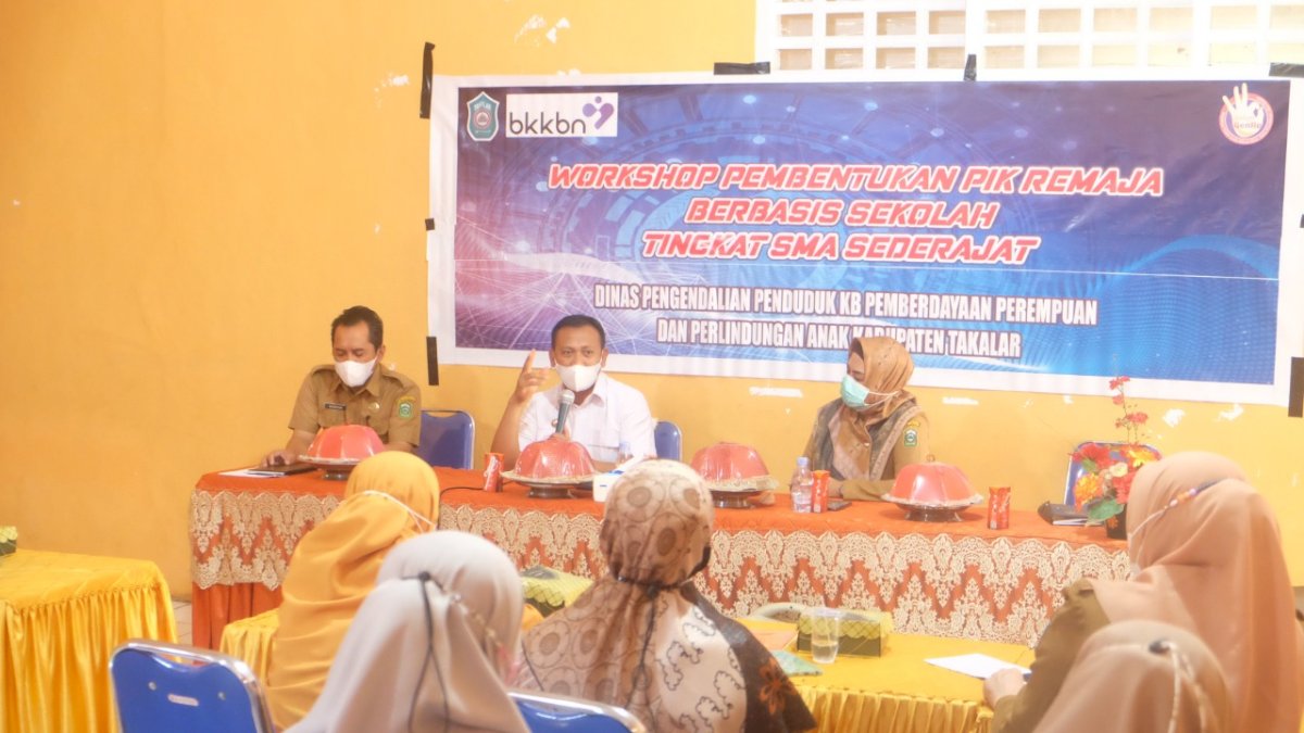 Bupati Takalar Beri Materi dalam Workshop Pembentukan PIK-R