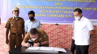 Dekatkan Pelayanan dan Bangkitkan Bumdes, Bupati Takalar Launching PAPI DESA dan Gedung Futsal
