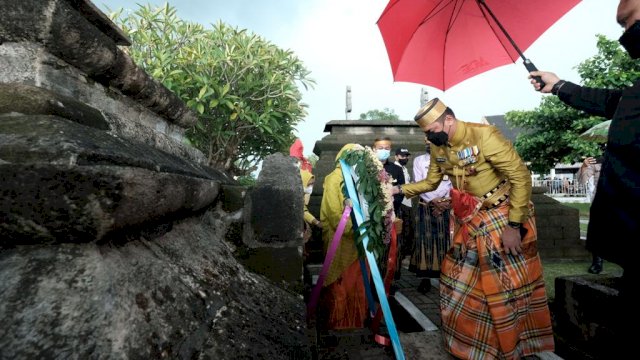 Bupati dan Wabup Kompak Ziarah Makam Sultan Hasanuddin Saat HJG ke-701