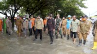 Plt Gubernur Andi Sudirman Tinjau Banjir di Jeneponto