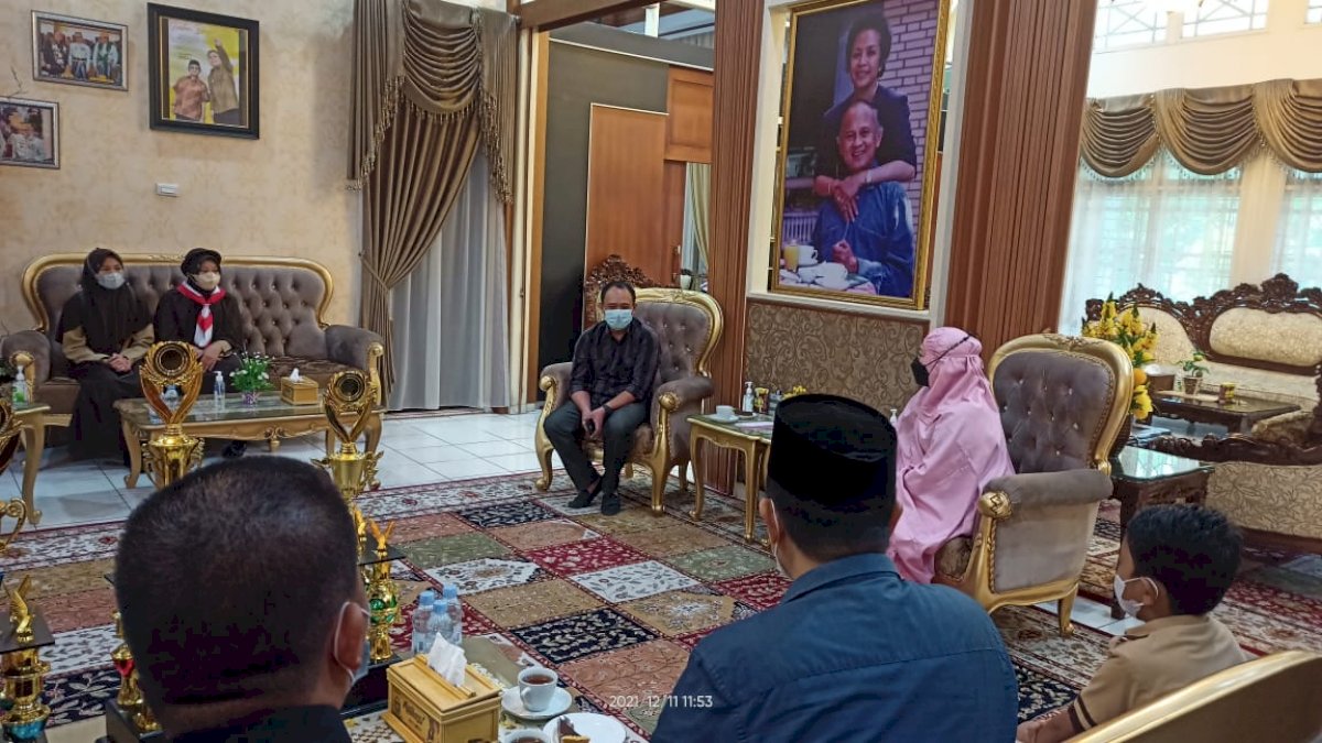 Erna Rasyid Taufan Sambut Kedatangan 7 Pelajar yang Sukses Harumkan Parepare di Tingkat Sulsel