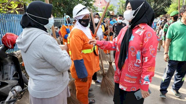 Wawali Fatmawati Rusdi, Pantau Jumat Bersih Kecamatan Mariso, (Ist) 