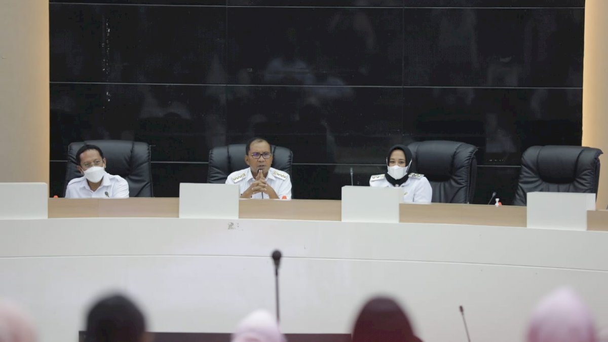 Sukseskan Vaksinasi, Wali Kota Danny Wajibkan ASN dan Non ASN Bawa Peserta Vaksin