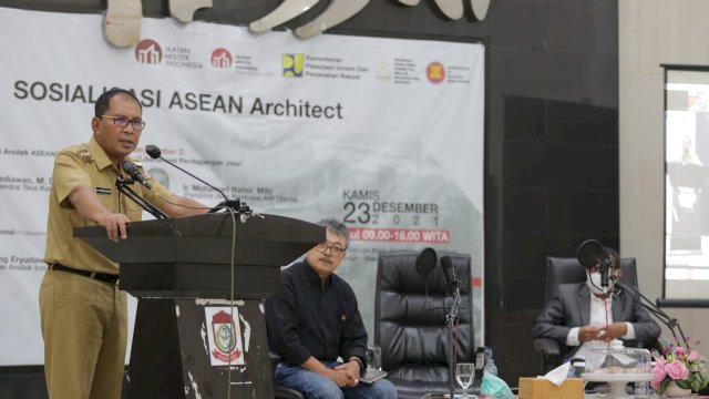 sosialisasi Asean Architects yang diselenggarakan pengurus Nasional Ikatan Arsitek Indonesia ( IAI) di Baruga Anging Mammiri. Kamis 23/12/2021 (Ist) 