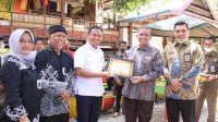 Bupati Takalar Perkenalkan Kearifan Lokal Balla Barakka ke Bupati Wajo
