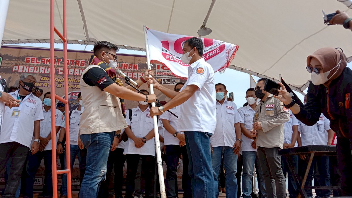 Hadiri Pengukuhan Pengcab IOF Parepare, Taufan Pawe: Jaga Jati Diri Parepare Sebagai Kota Cinta