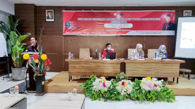 Anggota DPRD Kota Makassar, Mesakh Raymond Rantepadang menyelenggarakan Sosialisasi Perda Penyelenggaraan Pendidikan, (Sulselsatu / Jahir Majid). 