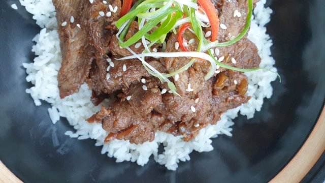 Menu Beef Bulgogi Korea ala Aston Makassar Hotel (dok. Aston Makassar)