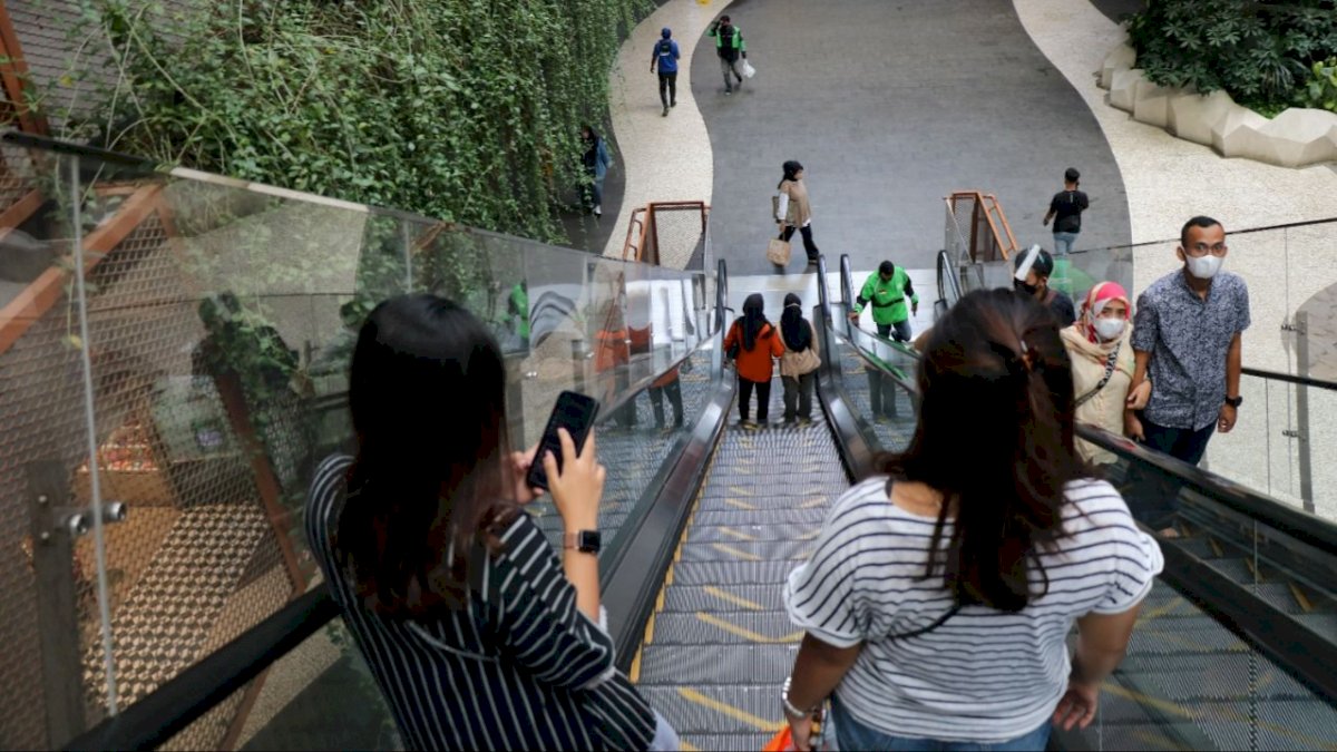 Sambut Imlek, Sejumlah Tenant di NIPAH Park Berikan Promo Diskon Hingga 30 Persen