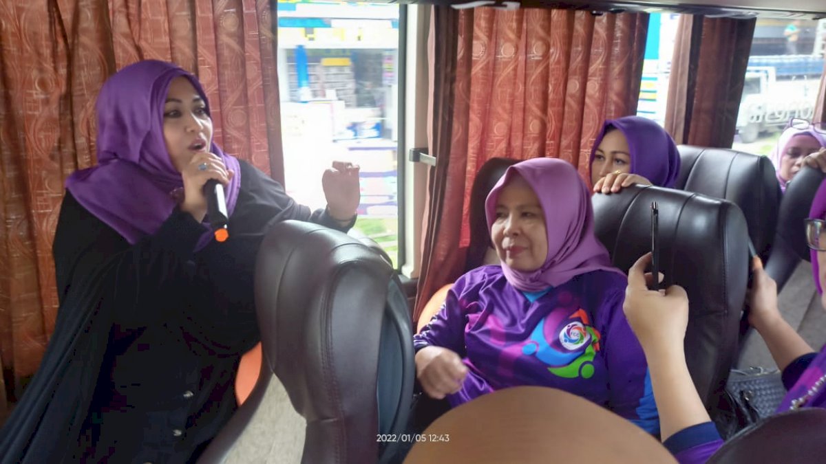 ERAT Hibur Rombongan dengan Lomba Shalawat Hingga Tausiah