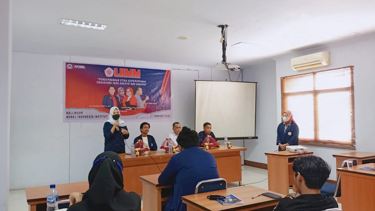 BEM Nobel Latih Keterampilan Mahasiswa Kelola Opini Publik