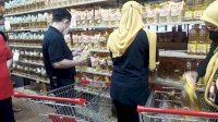 Kadisdag Makassar Ungkap Faktor Harga Minyak Goreng di Pasar Tradisional Makassar Masih di Atas HET