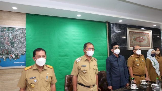 Wali Kota Makassar Danny Pomanto, bersama Sekda Kota Makassar M Ansar dan Ketua DPRD Makassar Rudianto lallo mengikuti raker dengan Menteri Dalam Negeri (Ist) 