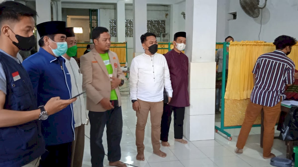 Puluhan Anak Ikut Sunatan Massal Pemuda Muhammadiyah Makassar