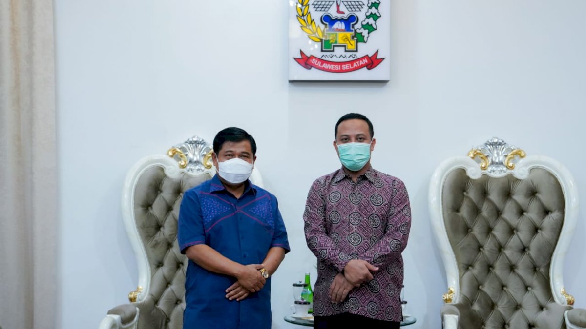 Plt Sekjen Kemendagri Bersama Andi Sudirman Bahas Penanganan Covid-19