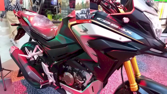 Motor sport adventure turing, Honda New CB150X resmi meluncur di Makassar dengam beragam fitur dan teknologi terbaru (Sri Wahyudi Astuti/sulselsatu.com)