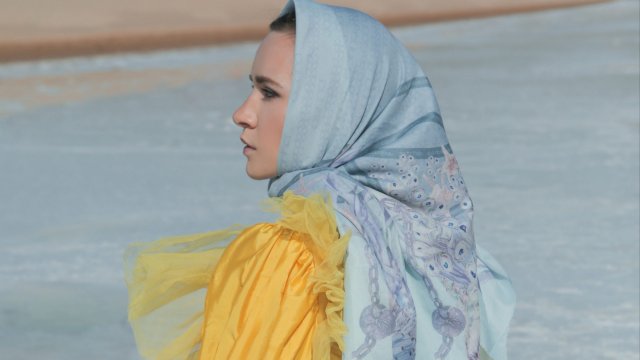 Koleksi terbaru Donna Scarves dengan tema Talassa yang terinspirasi dari keindahan laut (istimewa)