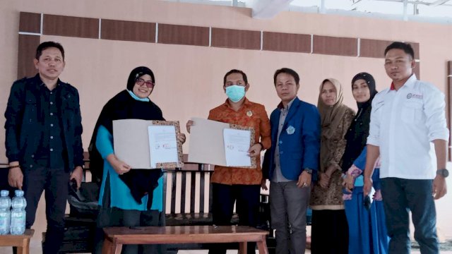 IAI Al-amanah Jeneponto resmi bekerjasama dengan LBH Butta Toa Bantaeng, Selasa 08/02/2022 (Dedi)