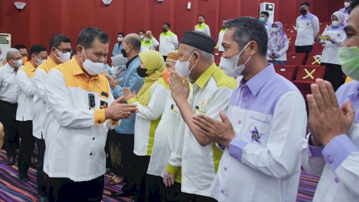 Harapan NH dan Rektor UNM Pada Pelantikan Dewan Pengurus IKA Komisariat