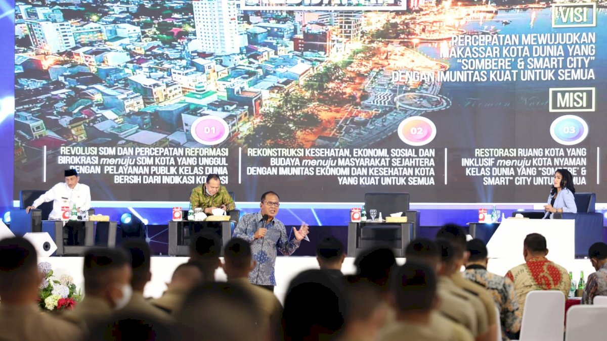 Kuliah Umum di IPDN, Danny Pomanto Ajak Praja Adaptif Leadership