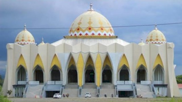 istimewa