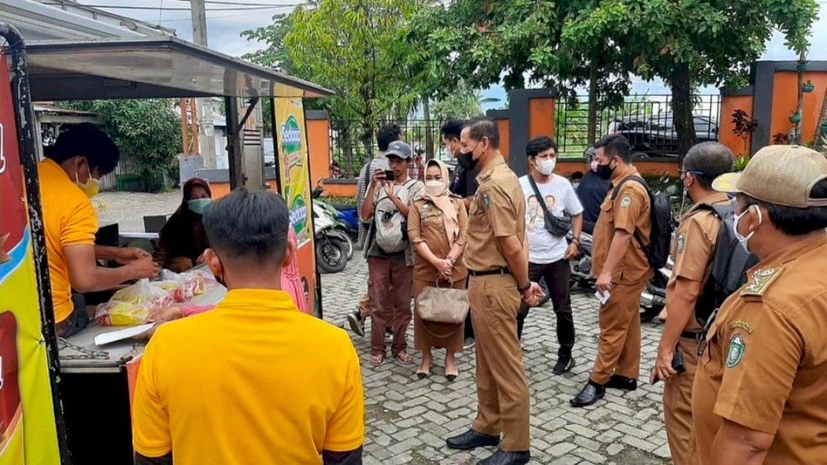 Coffee Morning Bersama SKPD, Taufan Pawe : Kita Bahas Ketersediaan Minyak Goreng