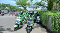 Gojek dan Santomo Kolaborasi Kembangkan Penggunaan Motor Listrik di Indonesia Timur