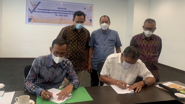 Penandatanganan MoU Program PPM diteken oleh Wakil Presiden Direktur PT Vale Indonesia Tbk, Adriansyah Chaniago bersama Bupati Kolaka, Ahmad Safei, di Hotel Gran Melia, Jakarta, Senin, 7 Maret 2022 (dok. PT Vale)