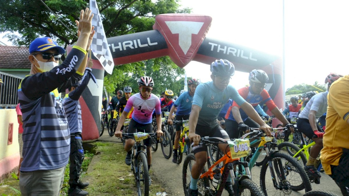 Buka Acara Cross Country Jelajah Butta Turatea, Ini Kata Bupati Iksan