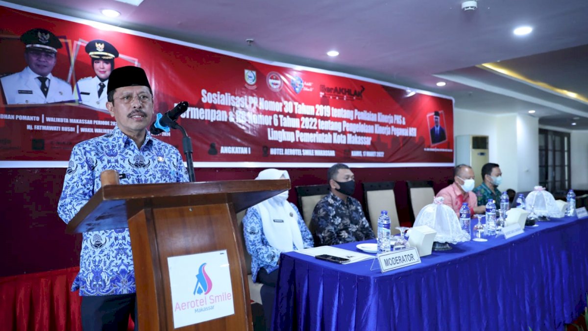 Sekda Kota Makassar Buka Sosialisasi Kinerja PNS dan ASN Lingkup Pemerintah Kota Makassar