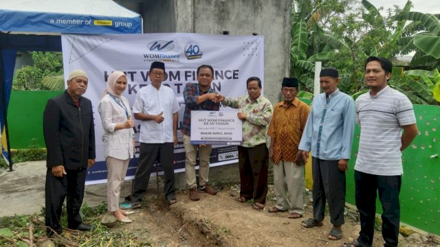Program CSR WOM Finance lakukan perbaikan MCK atau tempat wudhu di Bulukumba (dok. WOM Finance)