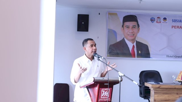 Ketua DPRD Makassar Rudianto Lallo, membuka kegiatan Sosialisasi Perda TSLP (Sulselsatu/Jahir Majid) 