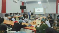 Wujudkan Generasi Cari Aman, Asmo Sulsel Edukasi Safety Riding di SMK Tri Tunggal 45 Makassar