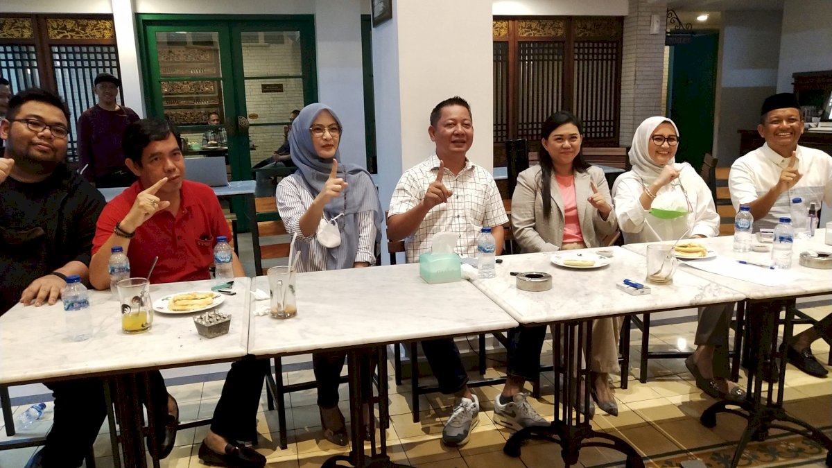 Masih Banyak Jalan Provinsi Rusak Berat, Rusdi Masse Minta Andi Sudirman Selesaikan
