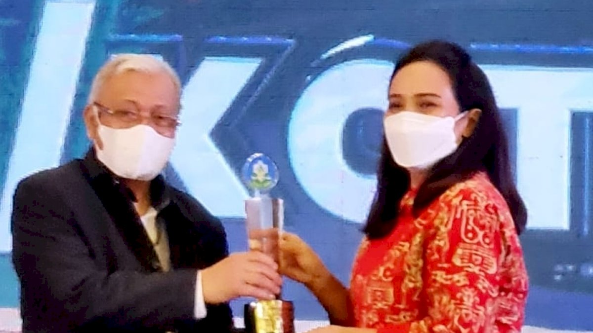 Forum Kota Sehat Makassar Raih Penghargaan Kota Sehat, Wali Kota Makassar Minta Perkuat Sinergitas