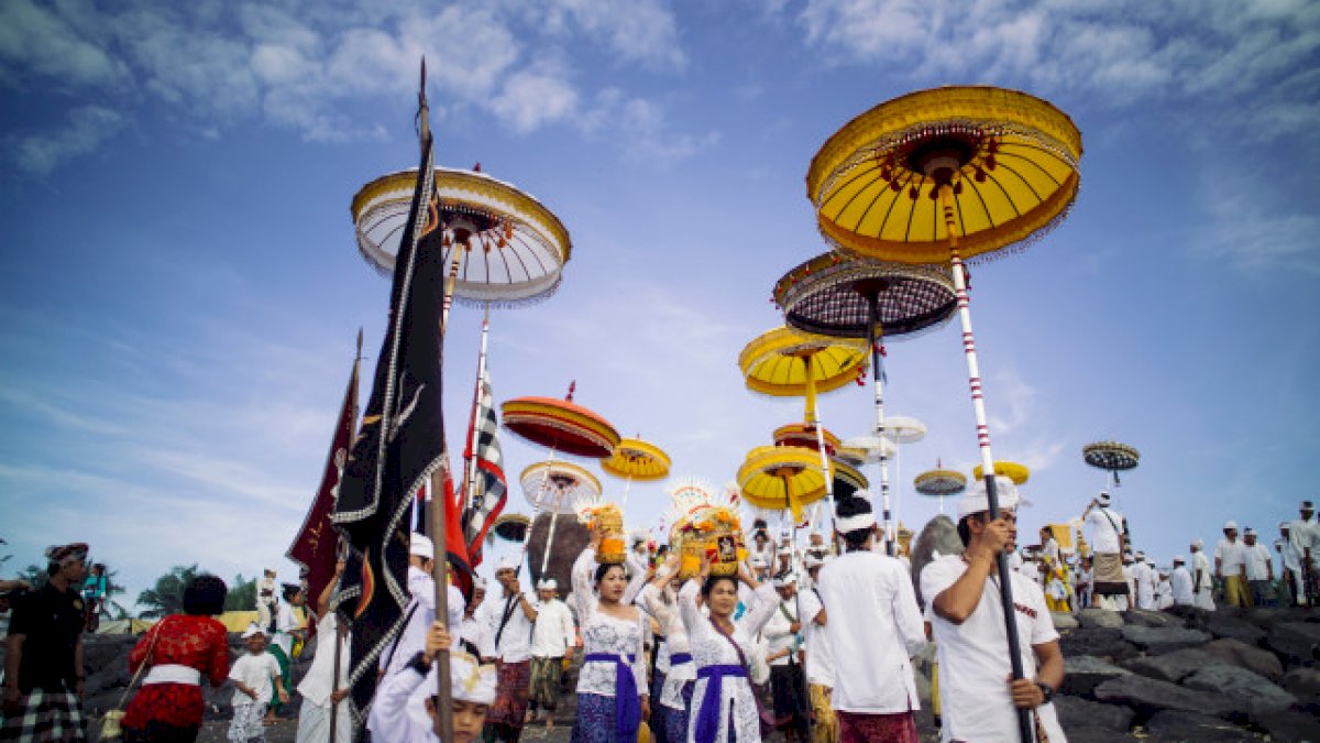 Ini Filosofi Lawar Sebagai Kuliner Utama Nyepi di Bali