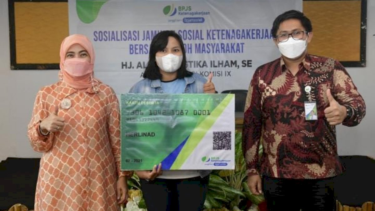 Sosialisasi Manfaat BPJS TK, Aliyah Mustika Ilham Daftar dan Subsidi Tiga Bulan Iuran Peserta yang Hadir