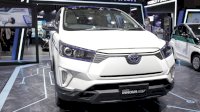 PLN Dukung Toyota Kembangkan Kendaraan Listrik di Indonesia